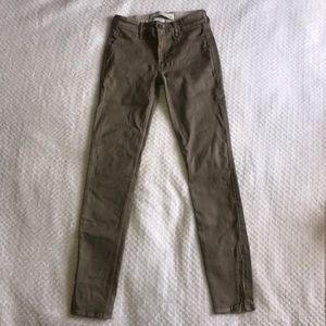 Abercrombie army green pants